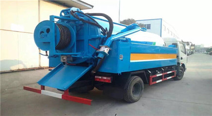 儀征清洗車與吸污車銷售指南 程力專用汽車股份專業(yè)解決方案